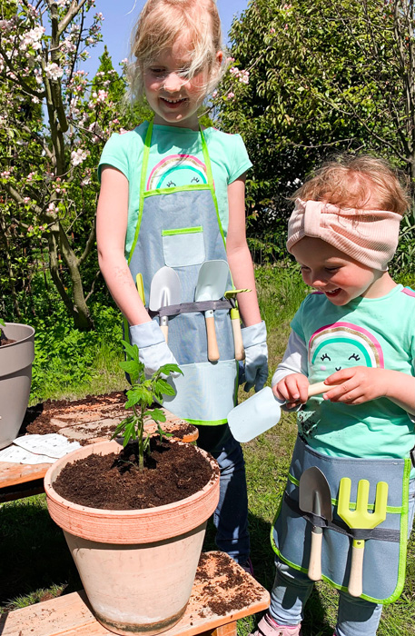Gardening Apron with Garden Tools