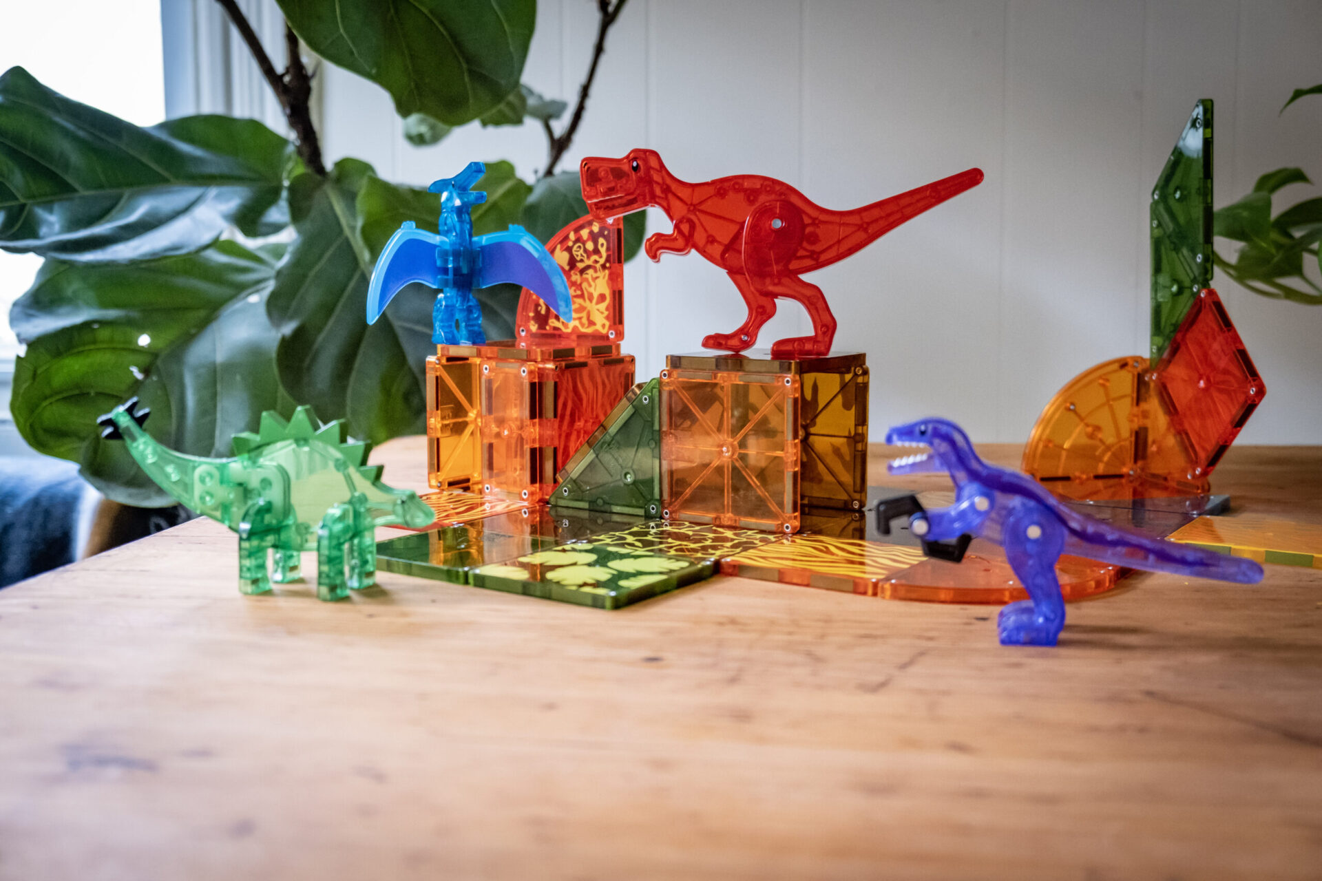 Dino World 40-Piece Set Magna-Tiles