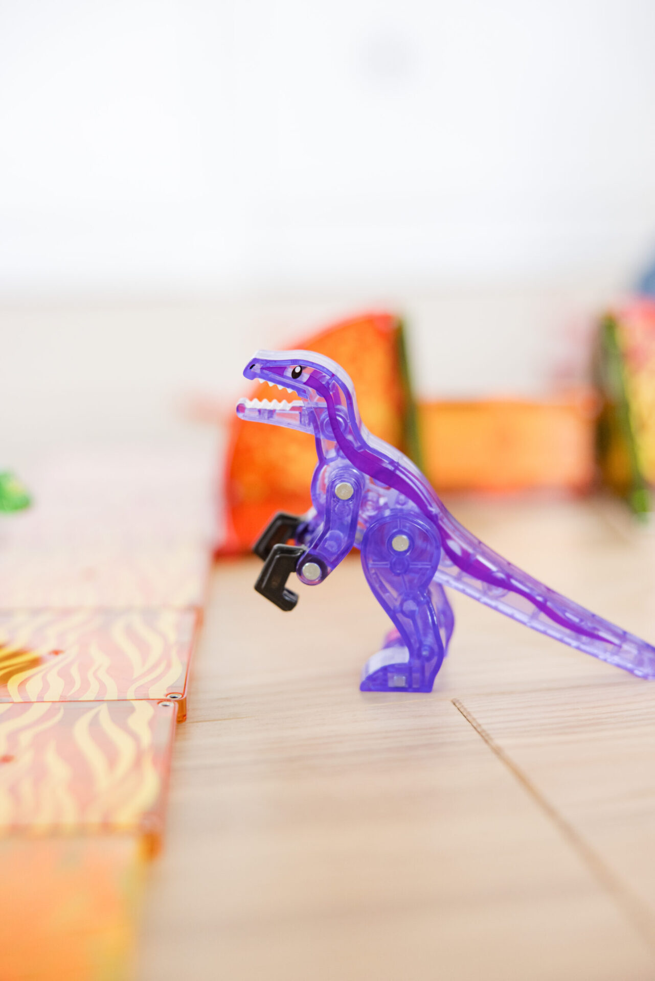 Dino World 40-Piece Set Magna-Tiles