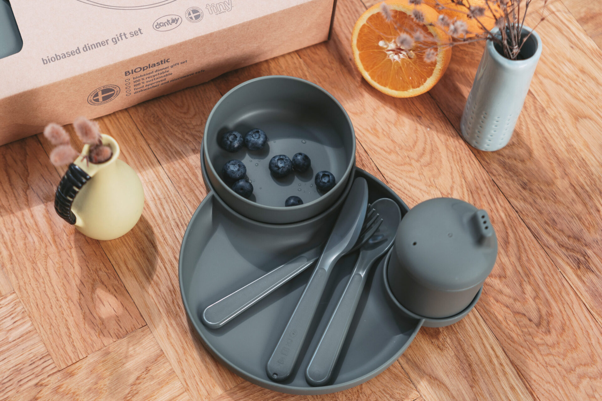 TINY BIOBASED DINNER GIFT SET - OLIVE